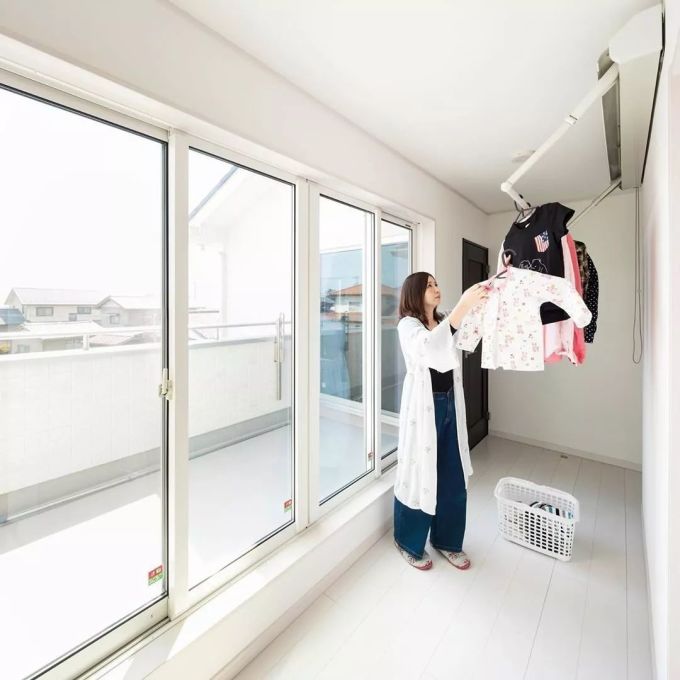日本主妇又发威!家里没阳台,照样能晾100件衣服,这些技巧赶紧收藏