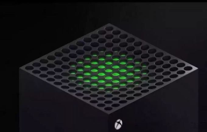 170717466808QQ截图20191213170457.jpg 微软Xbox Series X官宣,可看起来实在太像PC