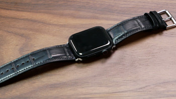 手工皮具 篇一：花6000块买爱马仕原版鳄鱼皮，做了一个手表带