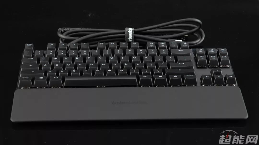 赛睿Apex 7 TKL机械键盘体验：小尺寸旗舰产品的绝佳之选