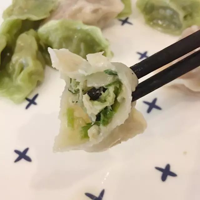 吃什么馅的饺子？这篇55款近百包速冻水饺测评你们一定要看一看！