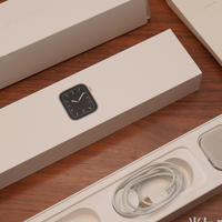 苹果产品 篇四：不戴手表的人为何买了Apple Watch 5 