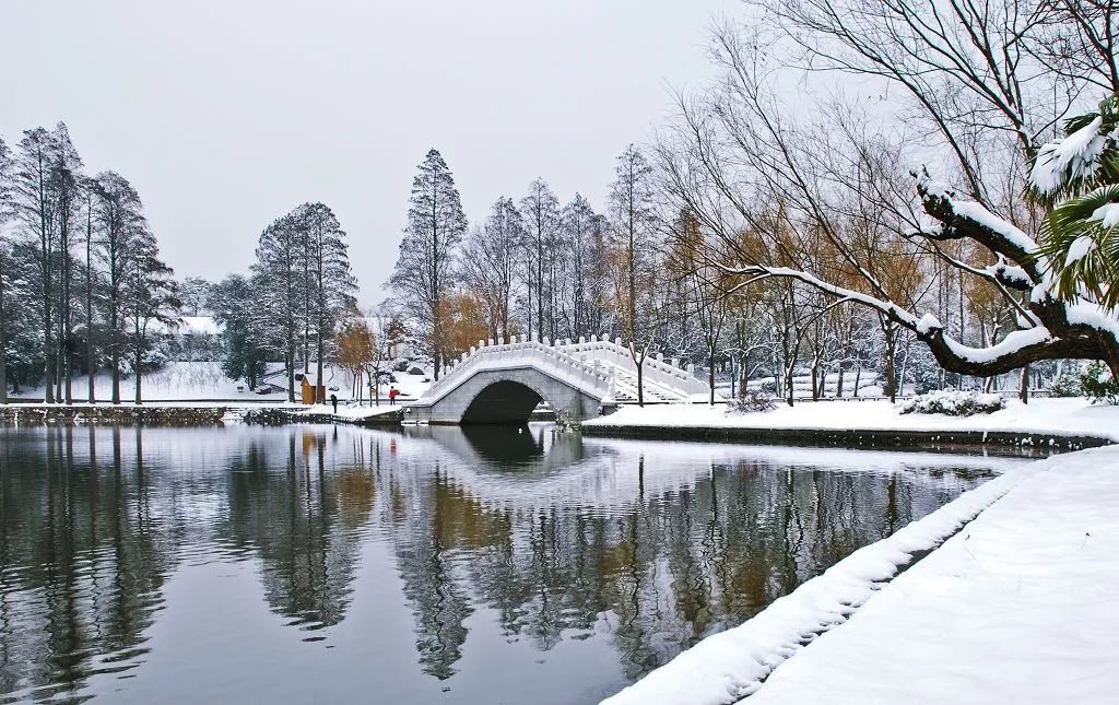 2019年第一场雪如期而至，武广美妆狂欢季为你的浪漫加码~