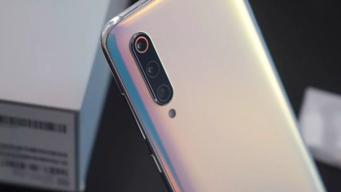 荣耀V30和小米9 Pro对比测评 | 两部旗舰5G手机各有什么优势?