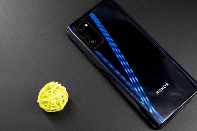 荣耀V30和小米9 Pro对比测评 | 两部旗舰5G手机各有什么优势?