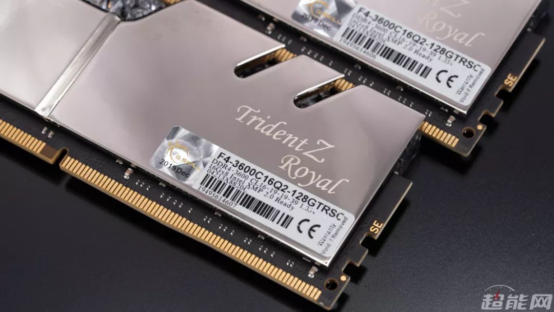 128GB内存要如何用？芝奇皇家戟DDR4-3600 16GB*8套装开箱图赏