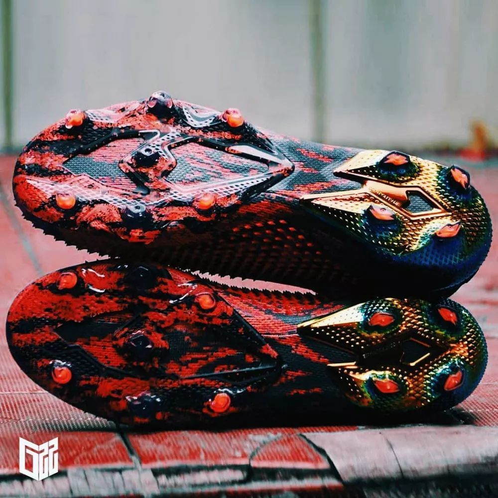 adidas Predator 20+足球鞋实物曝光