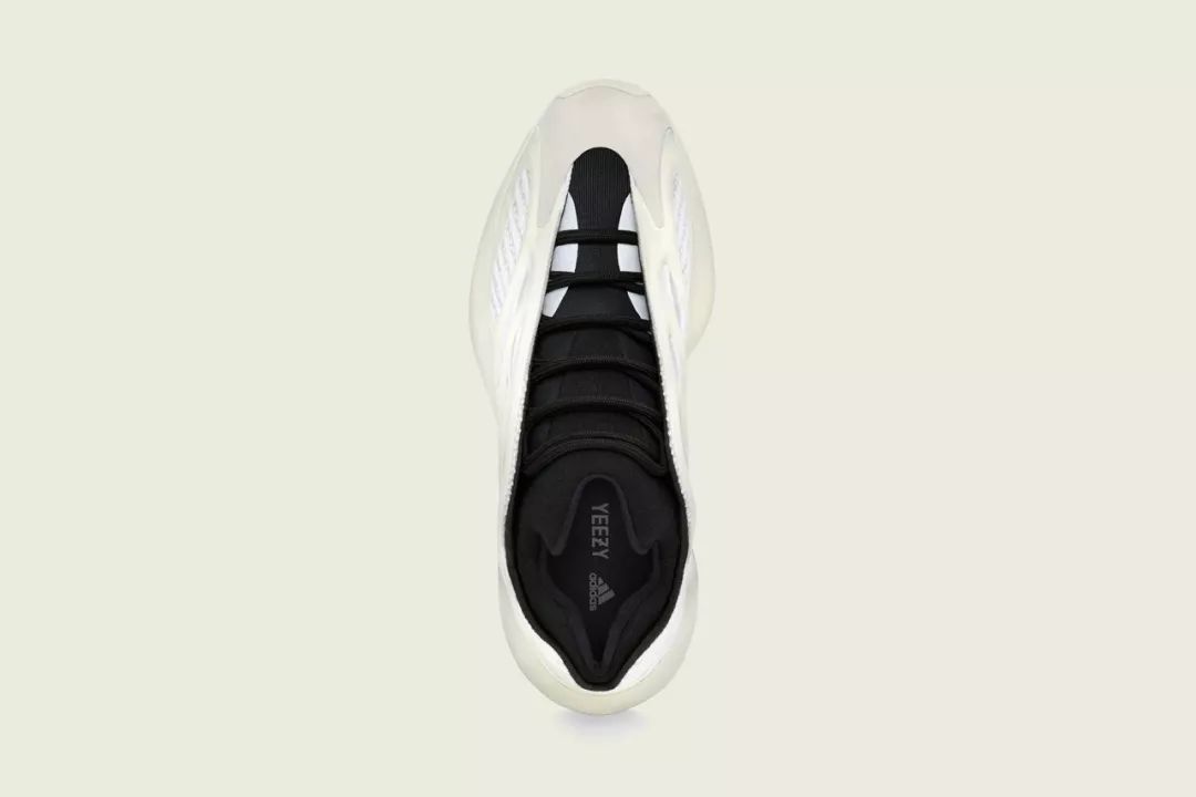 潮闻快食 | adidas YEEZY 700 V3 正式发布；Timberland x SANKUANZ 联名系列释出！