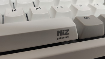 PLUM NIZ宁芝静电容 防水108正刻35克键盘 简易开箱