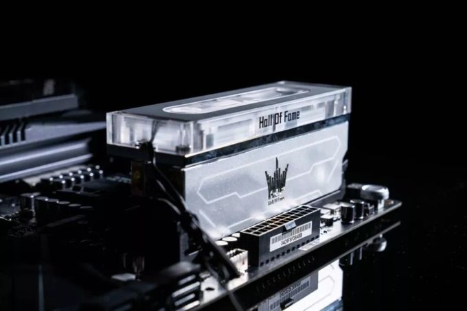 限量的白色信仰,影驰HOF OC Lab水冷DDR4 4000内存上手超频测试