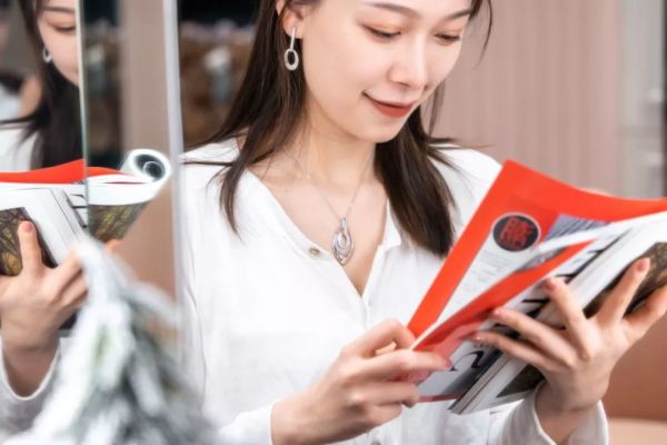 在K11的北欧珠宝艺术馆里,如何精选一份「破格」的圣诞礼物?