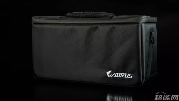 技嘉AORUS RTX 2080 Ti GAMING BOX评测:独孤求败的雷电3显卡坞