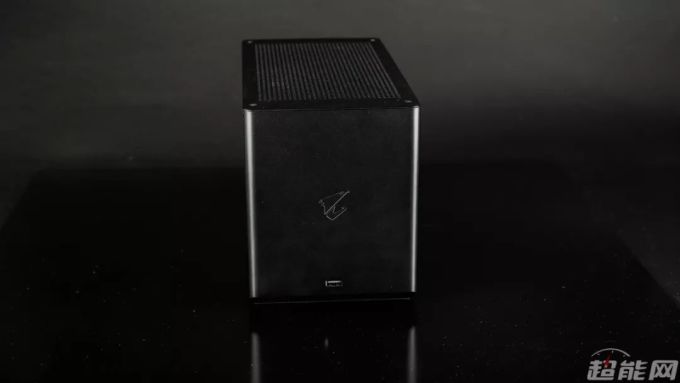 技嘉AORUS RTX 2080 Ti GAMING BOX评测:独孤求败的雷电3显卡坞