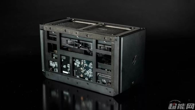 技嘉AORUS RTX 2080 Ti GAMING BOX评测:独孤求败的雷电3显卡坞