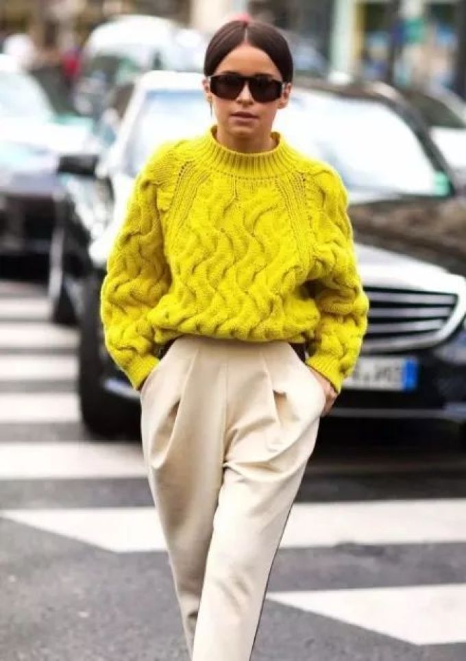 秋冬时髦课堂:重新认识毛衣穿法 | FASHION