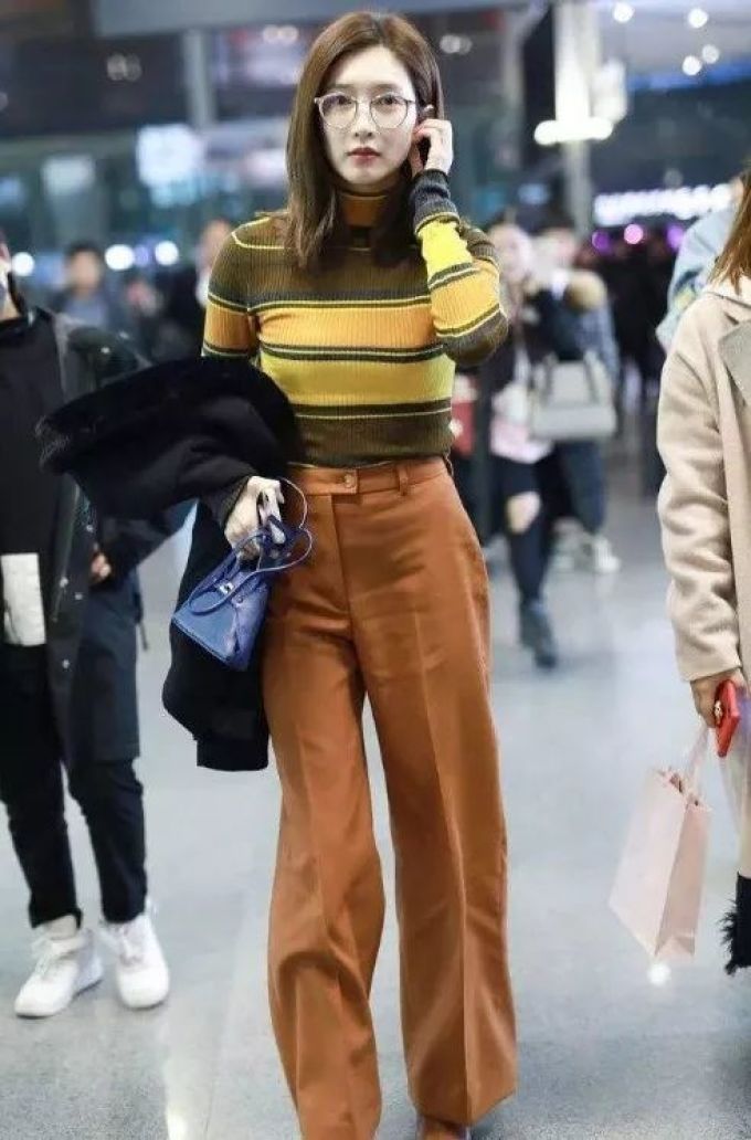 秋冬时髦课堂:重新认识毛衣穿法 | FASHION