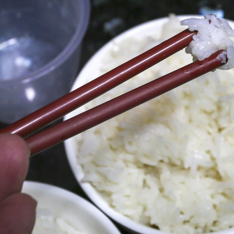 低糖的米饭怎么煮，臻米脱糖电饭煲X2，煮好降糖米饭