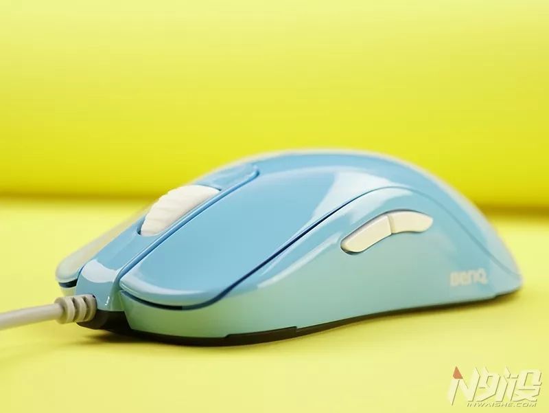 ZOWIE DIVINA FK2-B游戏鼠标体验