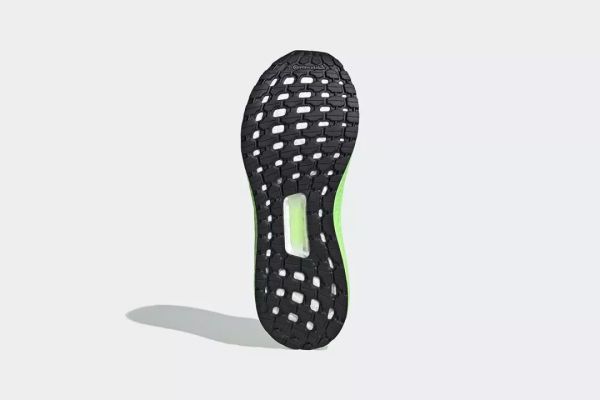 潮闻快食 | adidas UltraBOOST 20 推出全新配色;KAPITAL 释出 2020 春夏系列型录!