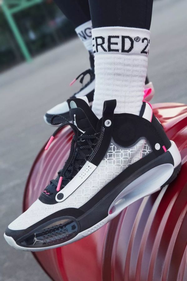 潮闻快食 | adidas UltraBOOST 20 推出全新配色;KAPITAL 释出 2020 春夏系列型录!