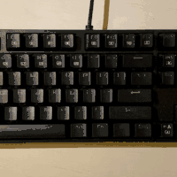 多种跑马灯效果光污染！我的一把机械键盘——雷神茶轴K30T/B，超实惠！