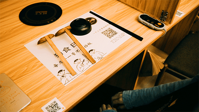 火爆抖音的独食火锅终于来广州啦!一个人吃饭也不孤单