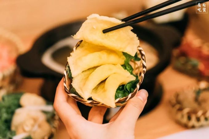 火爆抖音的独食火锅终于来广州啦!一个人吃饭也不孤单