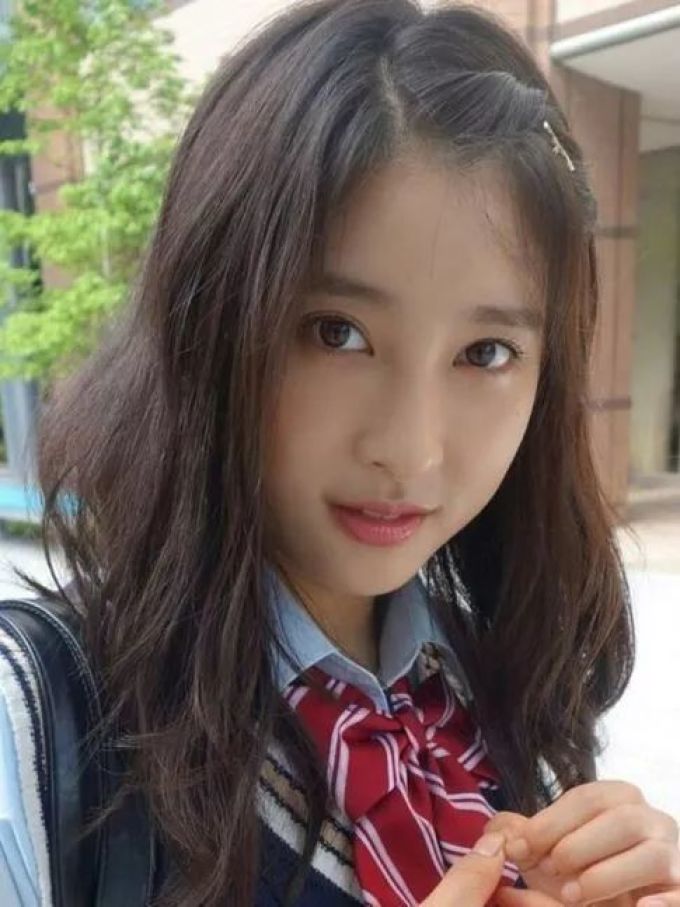 过年“小脸”攻略,这些大脸女明星是怎样做到脸大还美的?