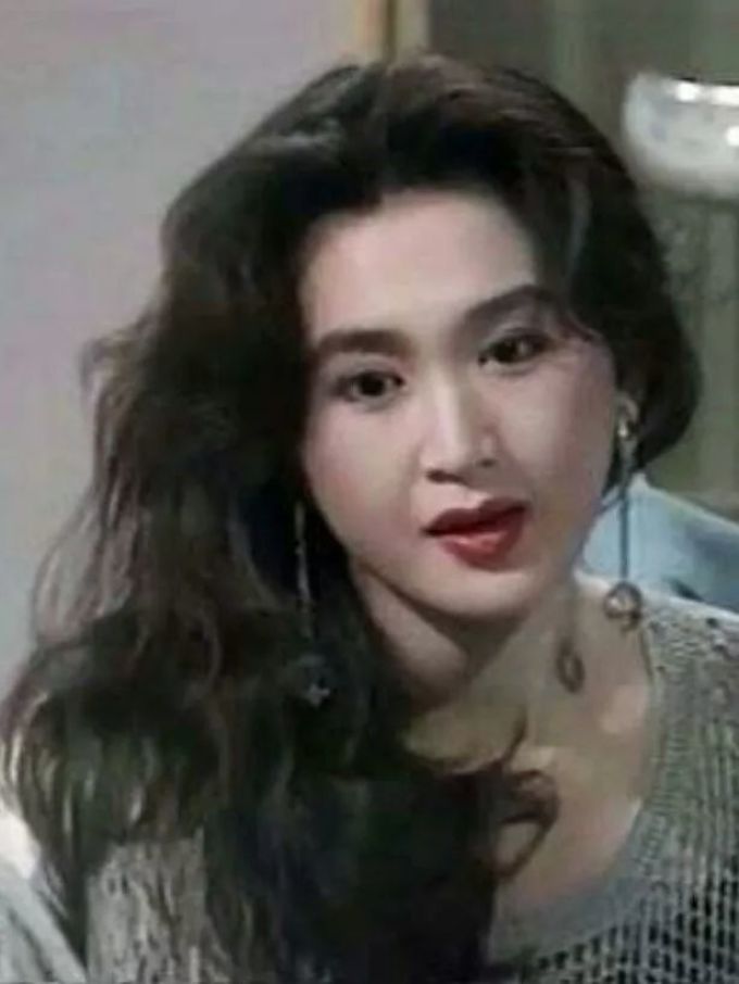 过年“小脸”攻略,这些大脸女明星是怎样做到脸大还美的?