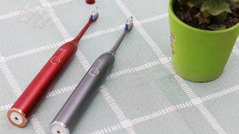 兰希亲恩3D电动牙刷+IPX8级防水，这样刷牙才更白