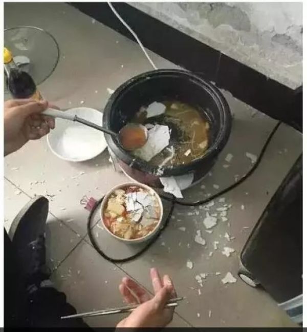 墙面装修是小事?发霉脱落起来真要命!
