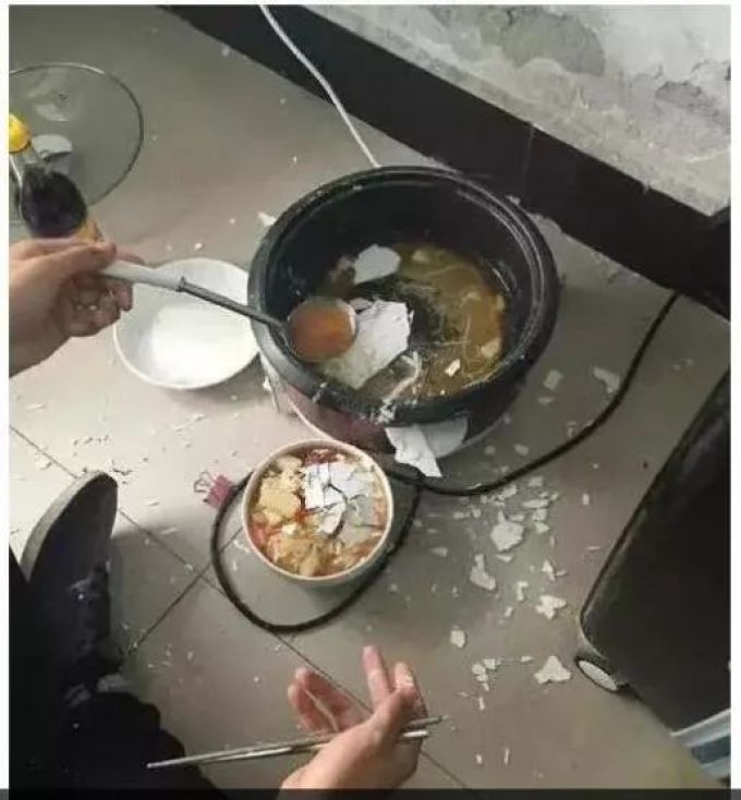 墙面装修是小事?发霉脱落起来真要命!