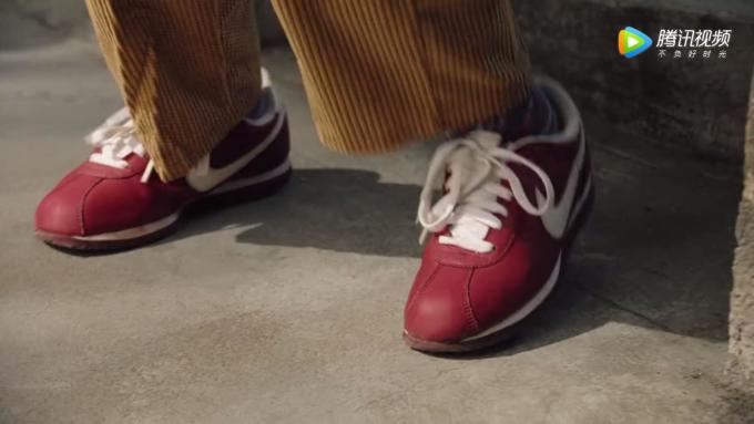 为躲避姑姑的压岁钱我穿了Cortez,谁知后来姑姑选了Joyride... NIKE新年广告真不错