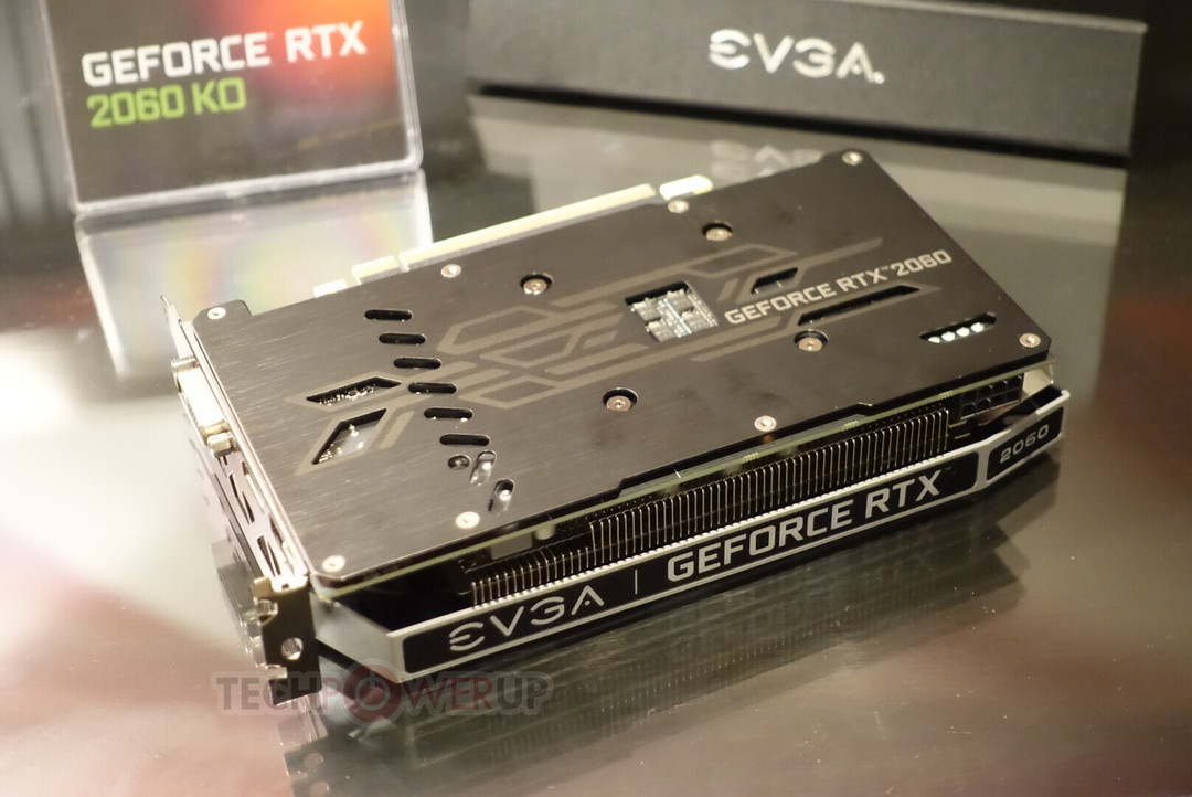 没见过的全新刀法？EVGA 展出 GeForce RTX 2060 KO