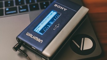 22020年还在听磁带？开箱索尼Walkman 40周年纪念款音乐播放器 A100TPS