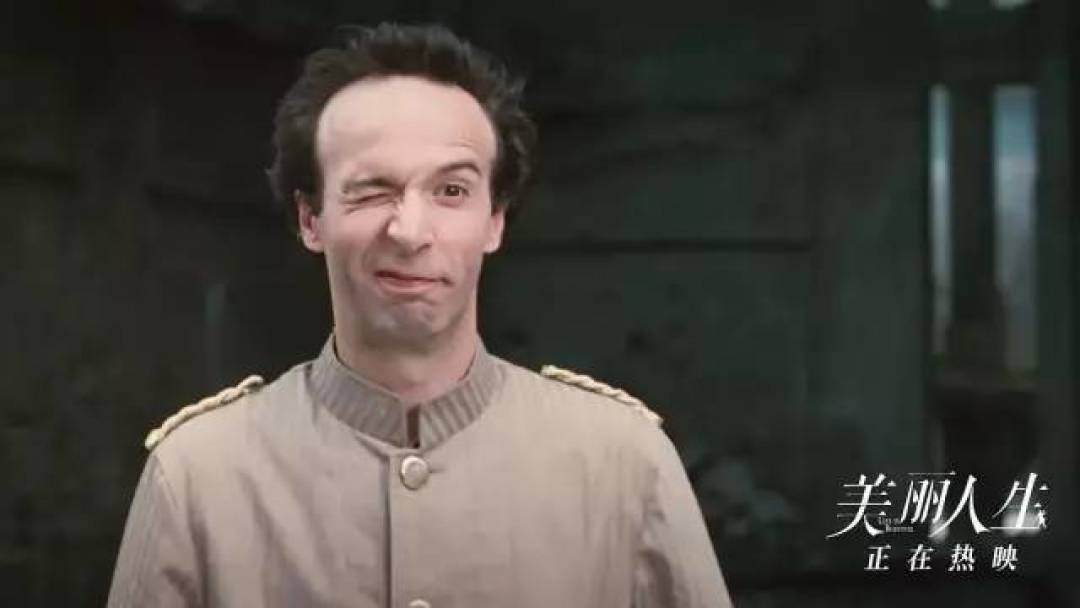 一个在此之前总是演倒霉蛋让观众发笑的男人,却在这部电影里为全世界