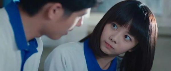 30岁的她再演少女,就算抠图注水也想熬夜追完