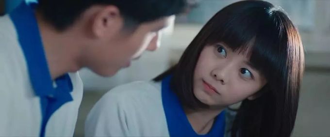 30岁的她再演少女,就算抠图注水也想熬夜追完