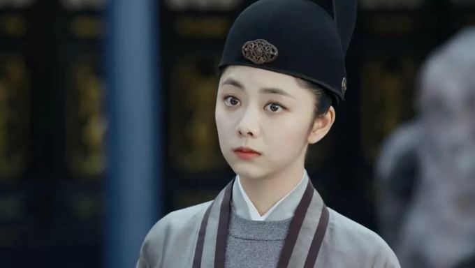30岁的她再演少女,就算抠图注水也想熬夜追完