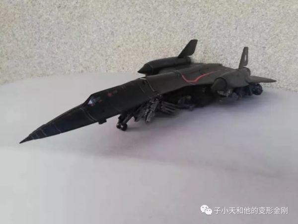 【评玩具】子小天:岑测评《变形金刚 SS35天火,细节满满,毕竟是10年后的新设计》