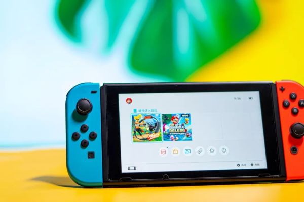 任天堂Switch国行版测评 | 锁服不锁卡,2099元带保修值不值?