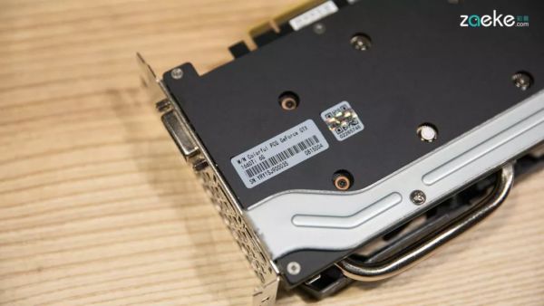 七彩虹已将铁柱磨出针型,但iGame Sigma I300还不够细