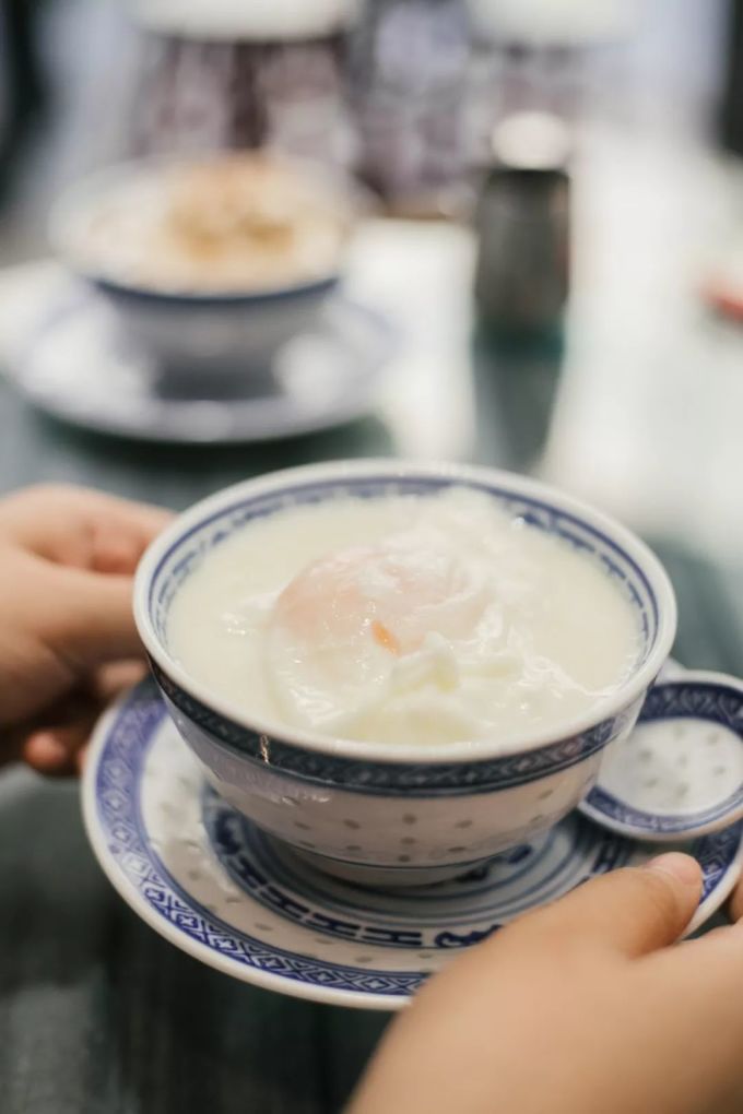 江泰路的糖水铺,居然把Espresso放进炖蛋里…