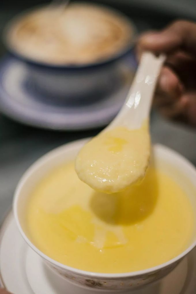 杏福甜品丨椰汁木瓜雪耳糖水.jpg 江泰路的糖水铺,居然把Espresso放进炖蛋里…
