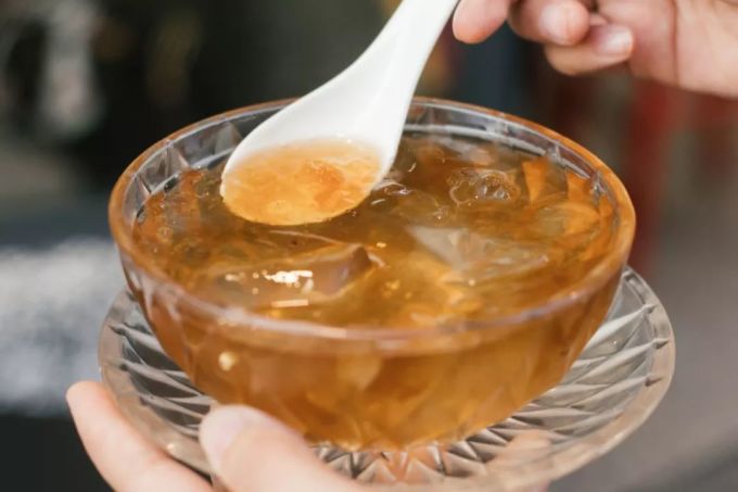 江泰路的糖水铺,居然把Espresso放进炖蛋里…
