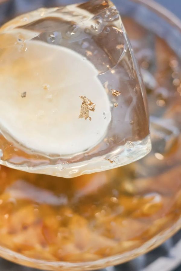 杏福甜品丨椰汁木瓜雪耳糖水.jpg 江泰路的糖水铺,居然把Espresso放进炖蛋里…