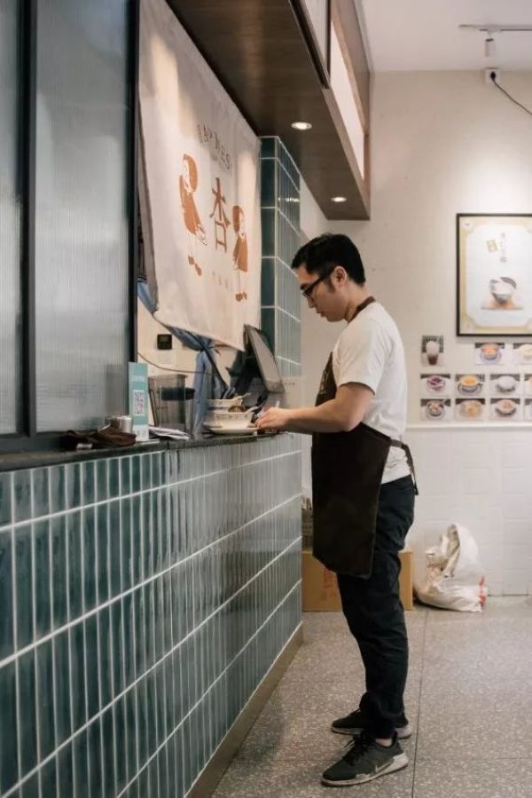 3.jpg 江泰路的糖水铺,居然把Espresso放进炖蛋里…