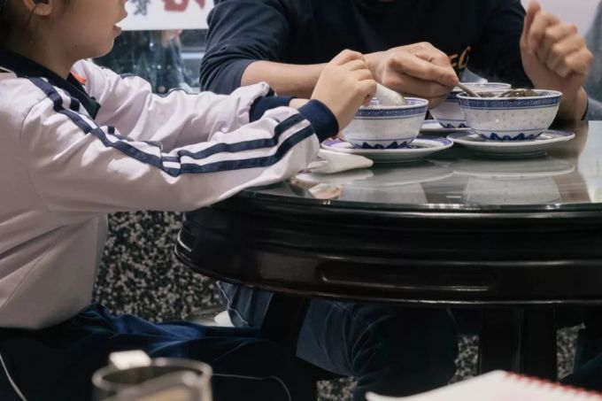 江泰路的糖水铺,居然把Espresso放进炖蛋里…