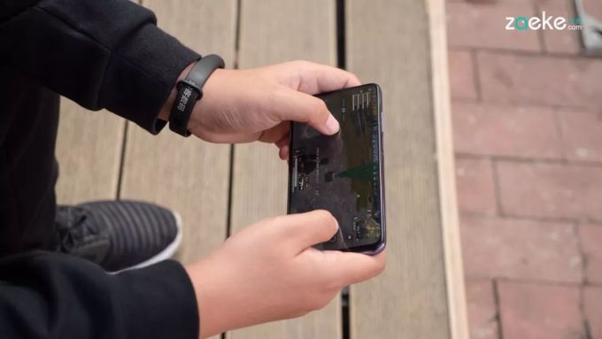 这台Redmi K30 4G,就是放在你面前的no-brainer