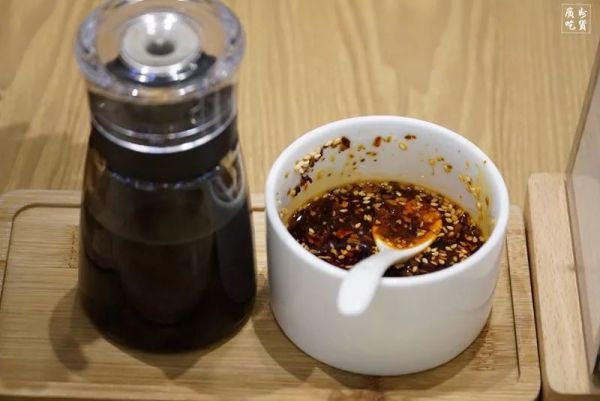 爆汁30CM!广州7款奇葩生煎包你吃过没?